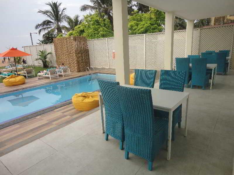 Hotel J Negombo Exteriör bild
