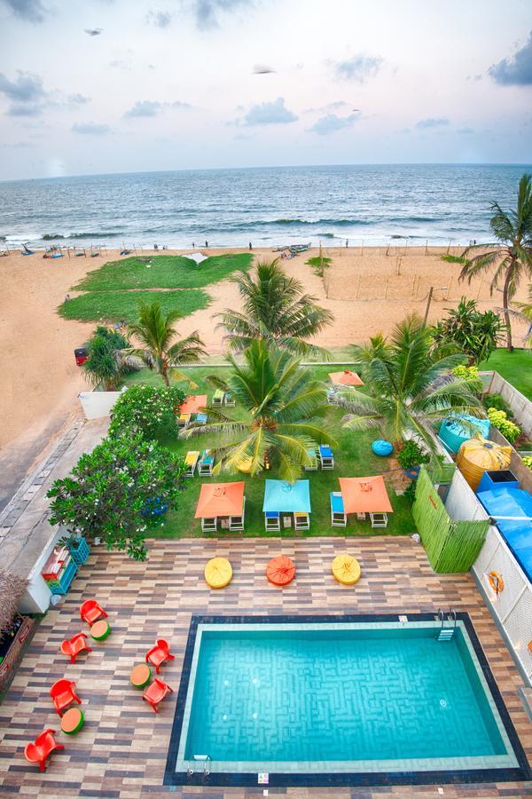 Hotel J Negombo Exteriör bild